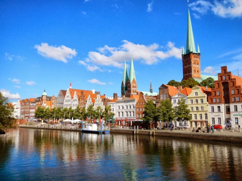 Lübeck: Old Town Highlights Private Walking Tour - Key Points