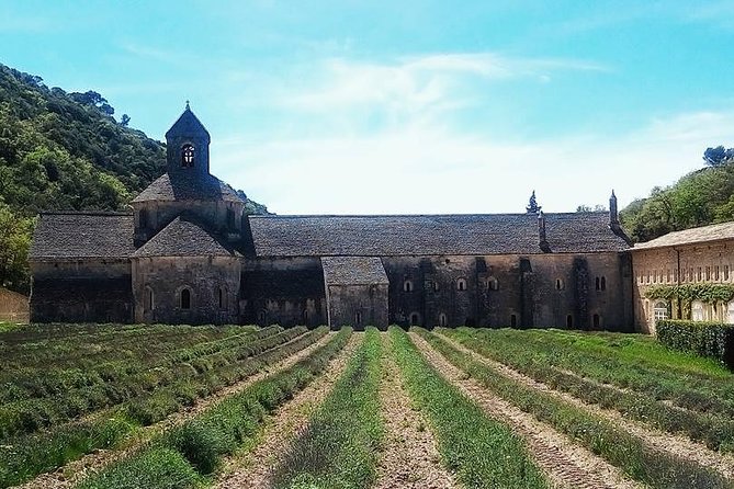 Luberon Market & Villages Day Trip from Aix-en-Provence - Markets and Additional Village Visits