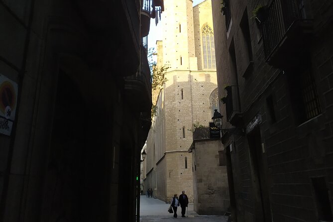 Lucas Hidden Old Barcelona: the Gothic and El Born Tour - Visiting Gaudi’s Favorite Church: San Felipe Neri