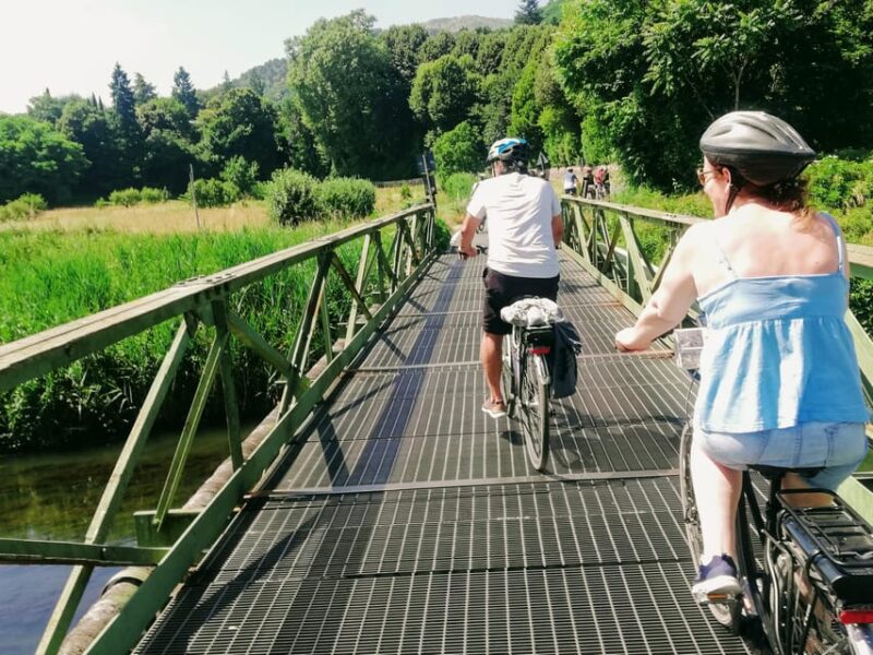 Lucca: E-Bike Rental - E-Trekking Bikes for Countryside and Village Visits
