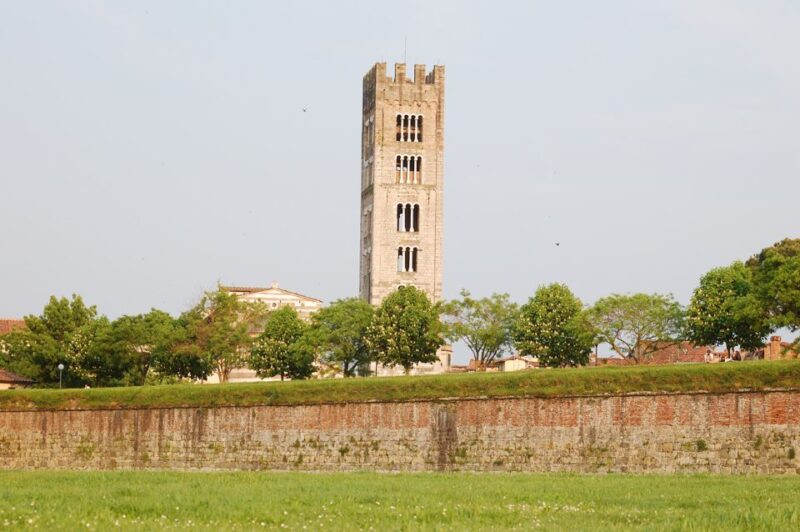 Lucca: E-Bike Rental - The Highlights of the Lucca E-Bike Experience