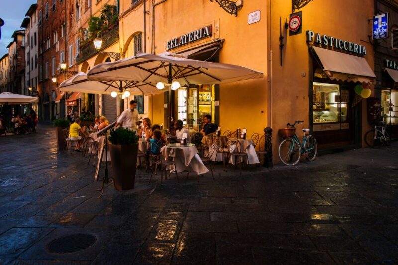 Lucca: Guided Food Walking Tour with Tastings - Visiting Historic Eateries and Local Cafes