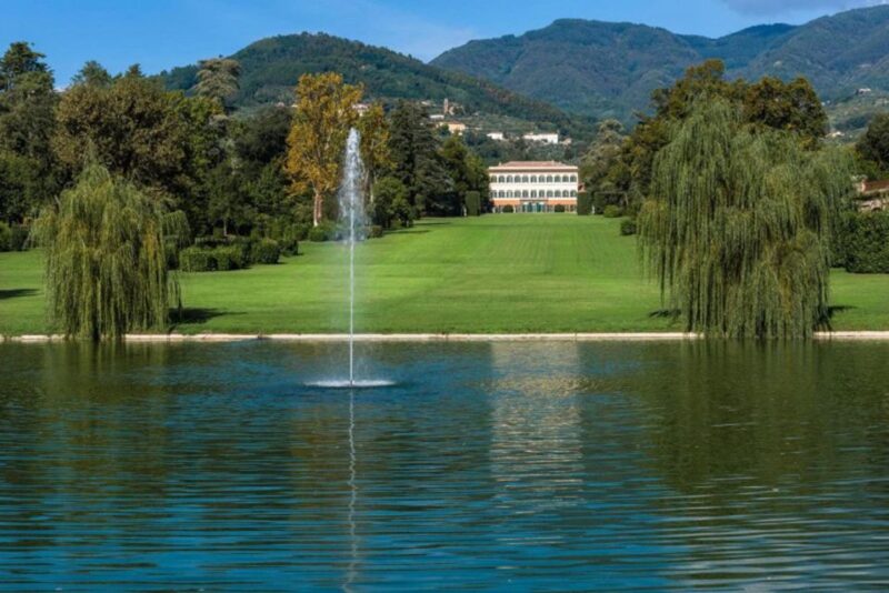 Lucca: Self-Guided Bike Tour to Villa Reale - Key Points
