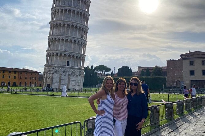 Lucca Tour and Pisa Tower + WineTasting by van from La SpeziaPort - The Guide and Transportation Experience