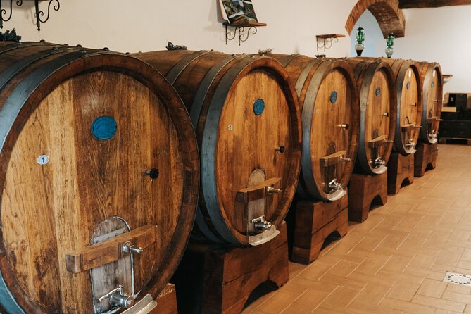 Lucca: Wine Tasting Experience - Tenuta Adamo Winery - Whats Included and Whats Not