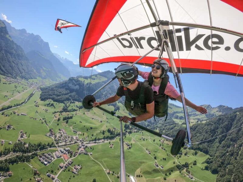 Lucerne: Birdlike Hang Gliding Lucerne - Preparing for the Hang Gliding Flight with Expert Guides