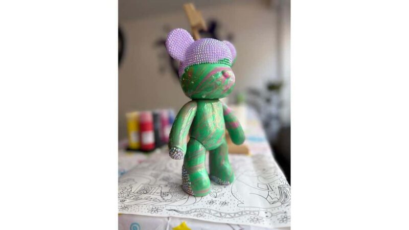 Lucerne: Creative painting workshop for children and families - Discover the Colorful World of Art with Your Family in Lucerne