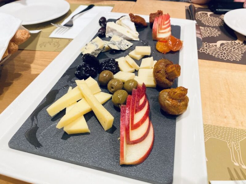 Lucerne: History Walking Tour w/ Chocolate & Cheese Tastings - Practicalities and Logistics of the Tour