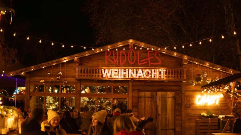 Lucerne Old Town Tour with Pro Photographer - Practicalities: Meeting Location, Group Size, and Accessibility