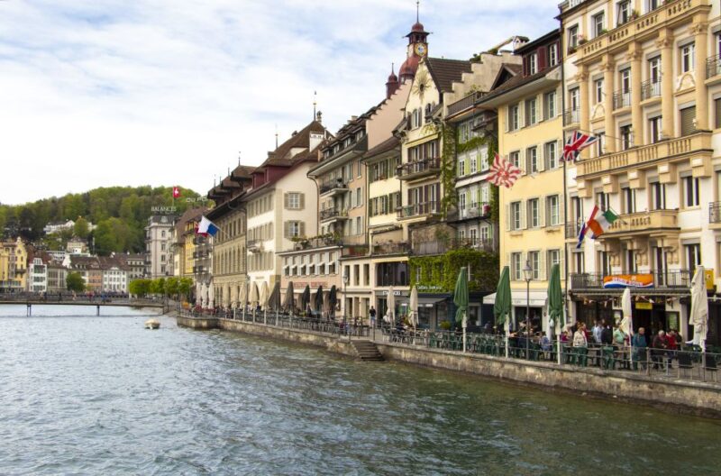 Lucerne: Private Exclusive History Tour with a Local - Key Points