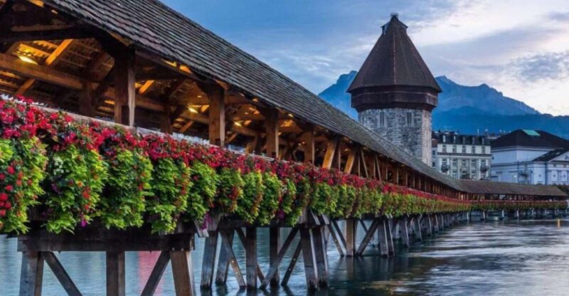 Lucerne: Private Walking Tour with a Local Guide - Starting Point at Torbogen Luzern