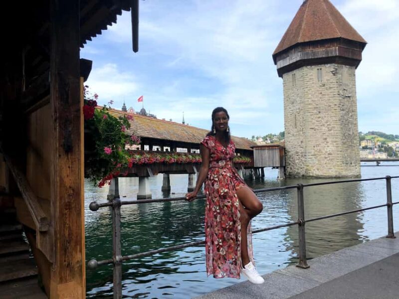 Lucerne: Private Walking Tour with Wine Tasting - Wine Tasting at a Local Winery