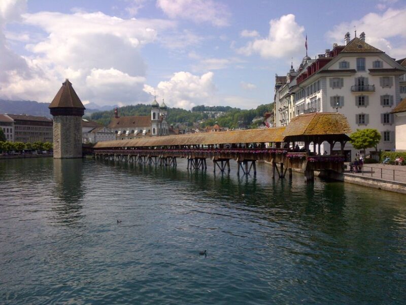 Lucerne small group walking tour and Lake Cruise from Zürich - What’s Not Included: Food, Drinks, and Personal Expenses