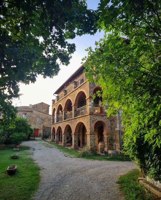 Lucignano: Guided Hike with Fortress Visit - The Scenic 12-Kilometer Hike Through Lucignano’s Countryside