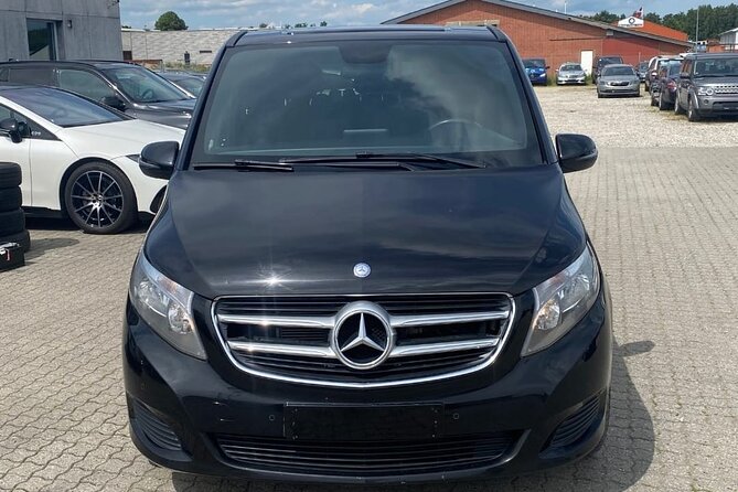 Lugano to Milan one way Private Transfer - Convenient Private Transfer from Lugano to Milan in a Luxury Vehicle