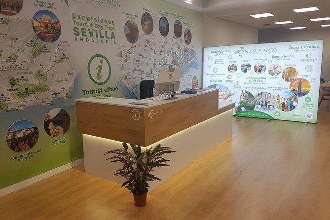 Luggage Room in Seville City Centre - Booking in Advance and Availability