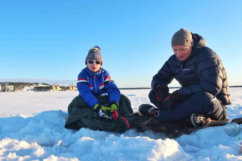 Lulea: Ice Fishing Tour in the heart of the city with Guide - Key Points