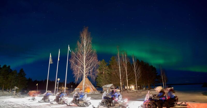 Luleå : Northern lights snowmobile tour - Starting Points and Transportation Options