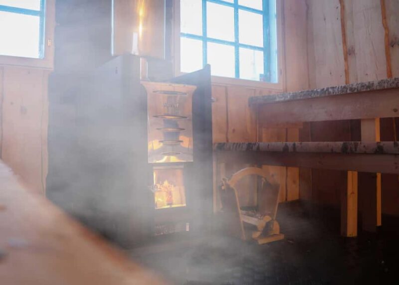 Luleå: Spa in Nature with Hot Tub & Sauna Experience - The Unique Setting of the Mörön Hot Tub and Sauna