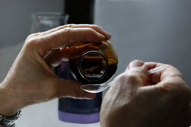 Lunch and Tasting of Traditional Balsamic Vinegar of Modena - Visit the Historic Batteries of the Acetaia Gambigliani Zoccoli