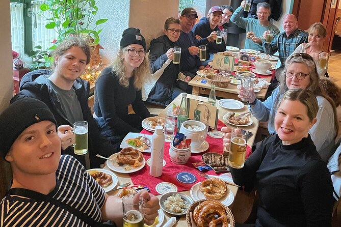 Lunch Like a Local: Munich's ORIGINAL Viktualienmarkt Food Tour - Exploring Munich’s Viktualienmarkt with a Local Guide