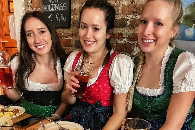 Lunch Like a Local: Munich's ORIGINAL Viktualienmarkt Food Tour - Inside Viktualienmarkt: A Feast of Tastings and Local Flavors