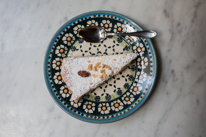 Lunch or Dinner and Cooking Demo at a Local Home in Otranto - Key Points