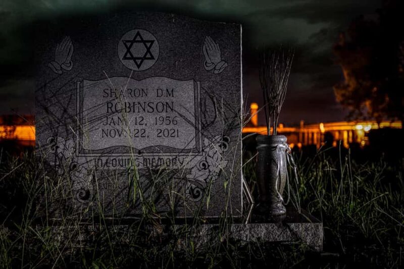 Lurking Lights of Lexington Ghost Tour - The Ghost Hunting Equipment Option