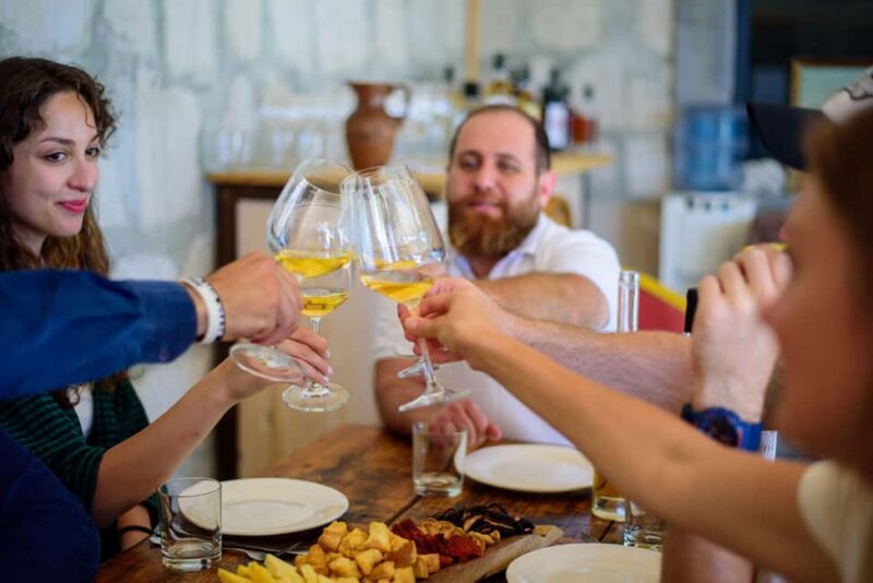 Lusarat: Givany Winery Tour & Tasting Experience - Practical Details: Meeting Point and Booking Flexibility