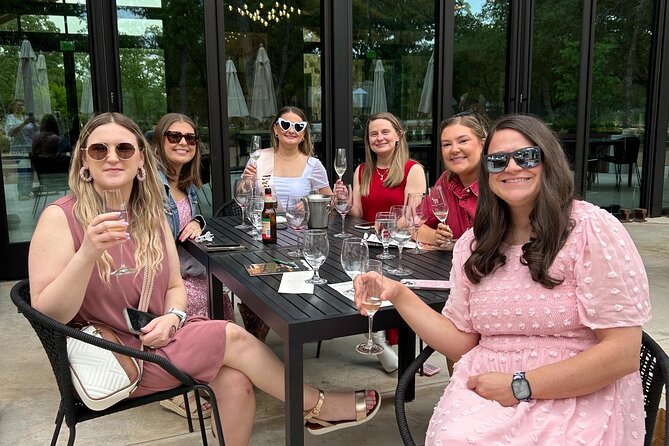 Luxe Hill Country Private Wine Adventure with Gourmet Lunch - Gourmet Lunch and Snack Basket