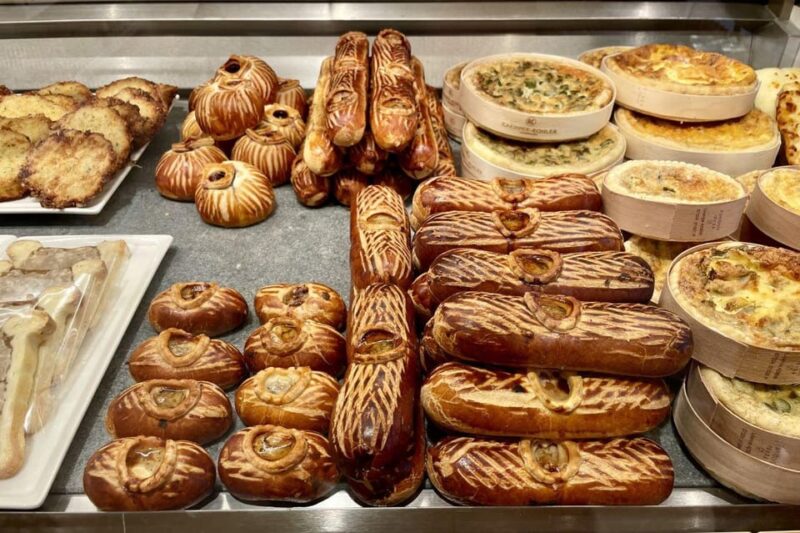 Luxembourg: Guided Food Tour with Tastings - Indulging in Chocolates at Chocolaterie Genaveh