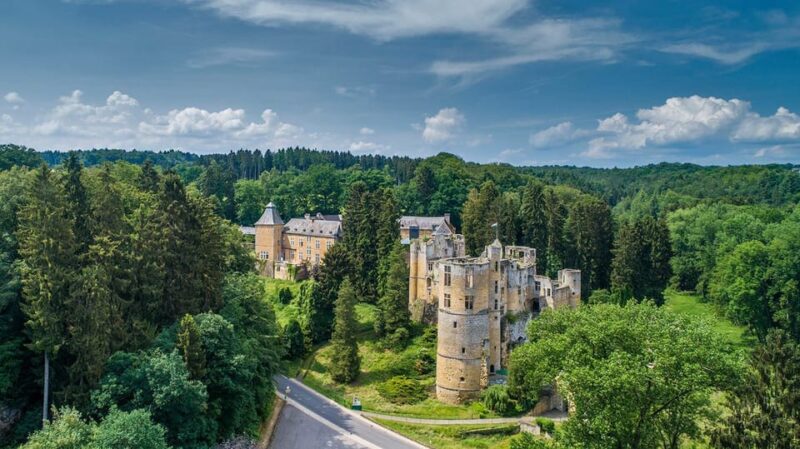 Luxembourg: Nature, History and Castles Full-Day Tour - The Magnificence of Vianden Castle