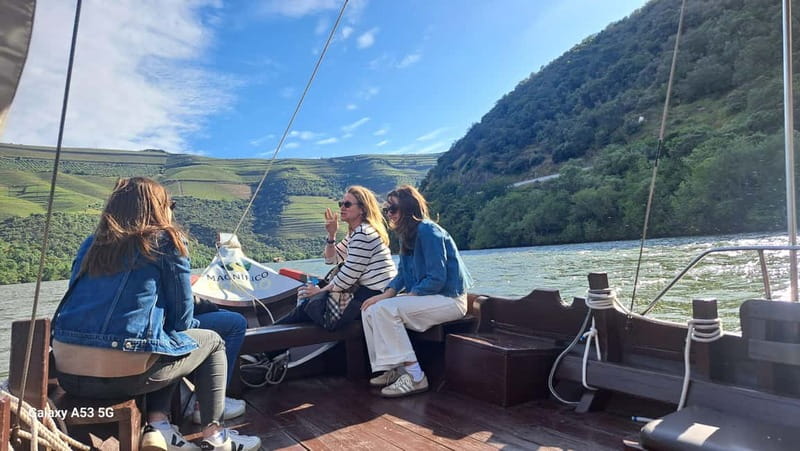 Luxurious Daytrip Lisbon to Douro Valley with Optional Stops - Key Points