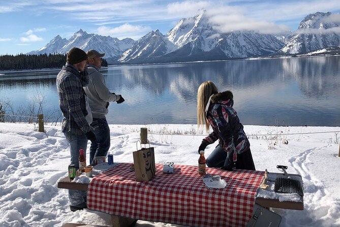 Luxury 1/2 Day Winter Grand Teton Tour & Sleigh Ride - Wildlife Sightings and Scenic Stops in Gros Ventre Wilderness
