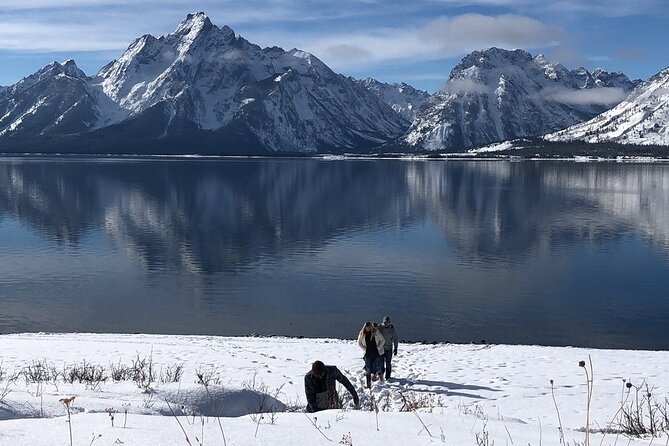 Luxury 1/2 Day Winter Grand Teton Tour & Sleigh Ride - Iconic Oxbow Bend and Willow Flats Overlook