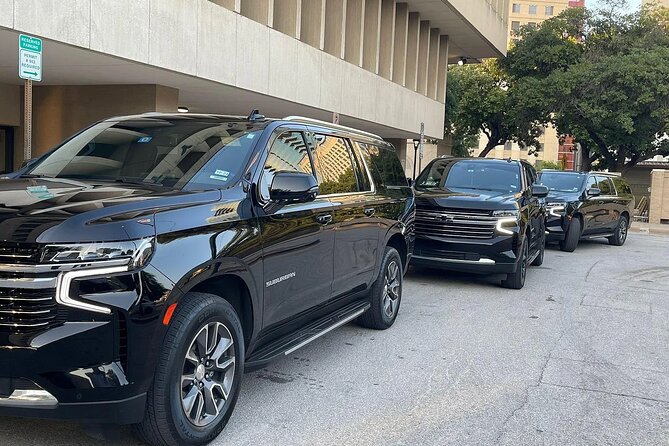 Luxury Airport Transfer Service in the Northshore - Pickup Coordination at Louis Armstrong New Orleans International Airport