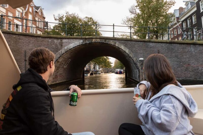 Luxury Amsterdam Canal Cruise  Drinks & Live Captain Guide - Why This Tour Offers Excellent Value and Personal Touches