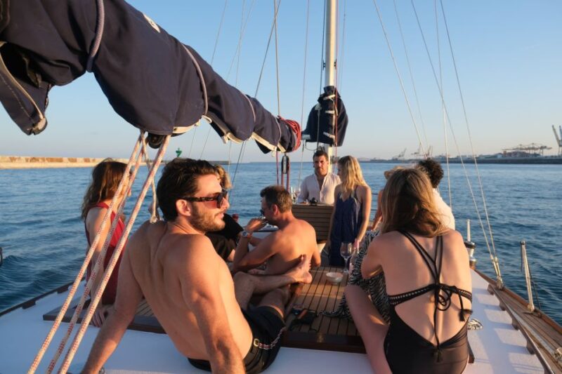 Luxury and exclusive sailing tour with private service - The Passionate Guides Make the Difference