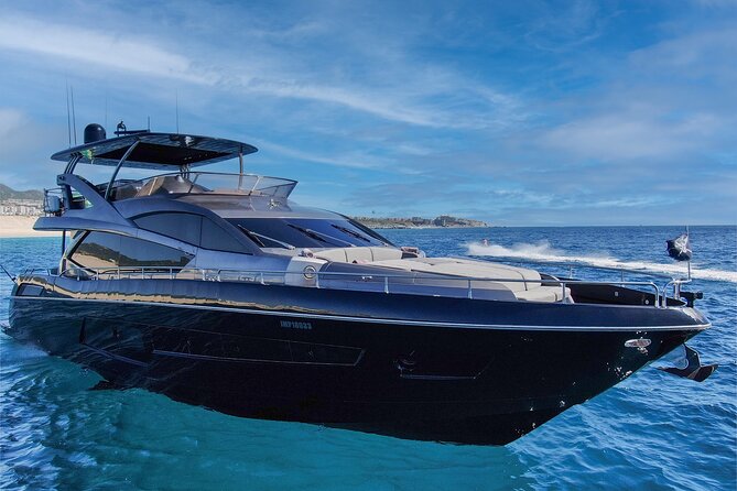 Luxury Black Yacht in Cabo - Key Points