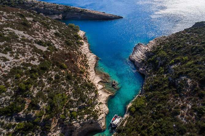 Luxury Blue Cave & 5 Islands Tour from Split - Free Time in Hvar and Fortress Visit