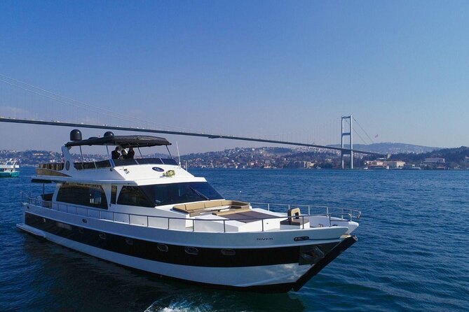 Luxury Bosphorus Night Cruise on the Yacht - Notable Stops Along the Bosphorus