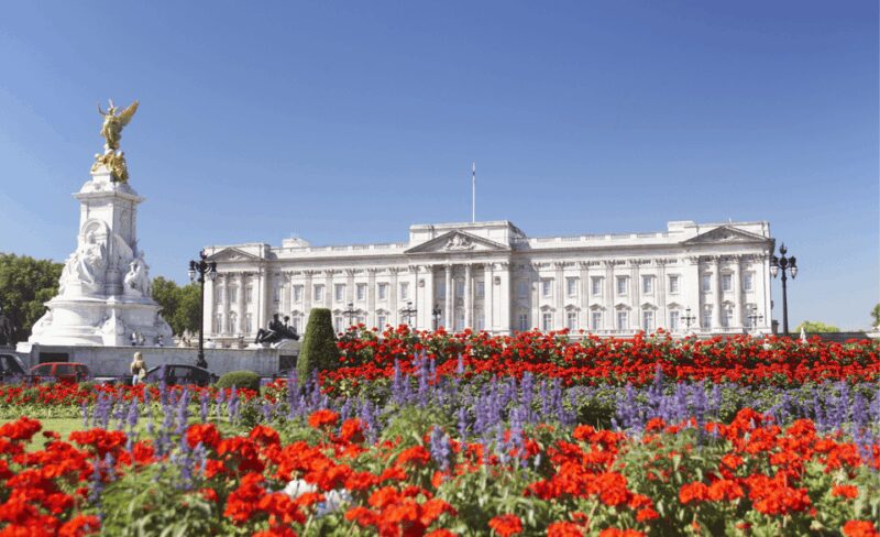 LUXURY CHAUFFEUR-DRIVEN TOURS OF LONDON - Explore London in Style with a Private Chauffeur-Driven Tour