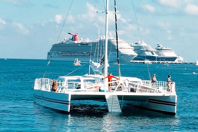 Luxury Cozumel Catamaran: Snorkel, Beach Club & Relaxation - Relaxing at Fury Beach Club