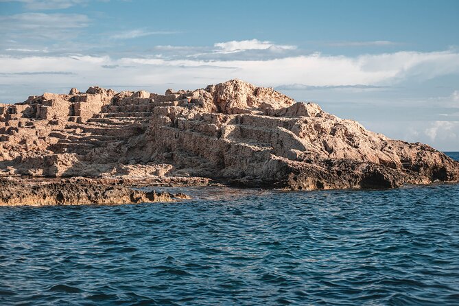 Luxury Marinello 20 Self-Drive Boat Hire Latchi Akamas - How the Marinello 20 Stands Out