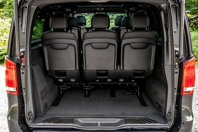 Luxury Private MiniVan Arrival Athens Piraeus Port to Athens City - The Luxury Mercedes Benz V Class: Comfort and Style