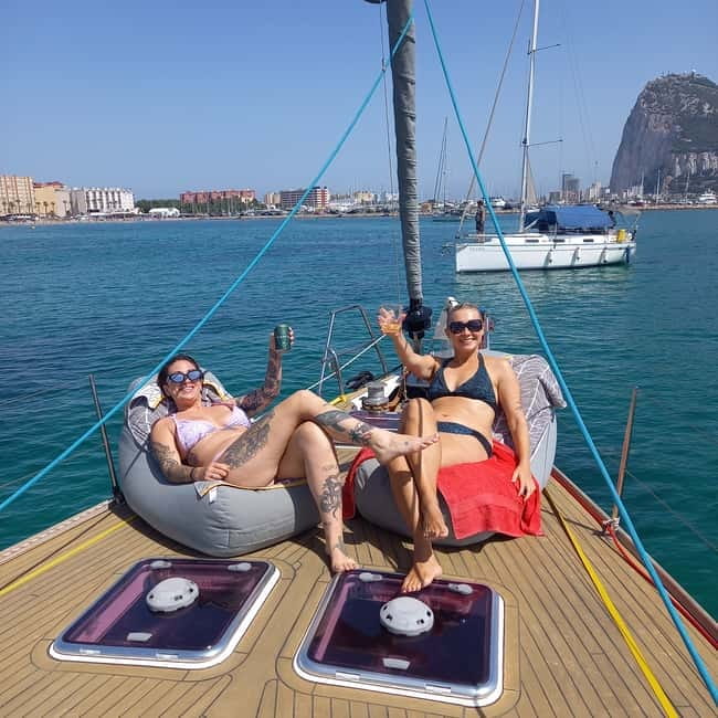 Luxury, Private Sailing Yacht Charter with crew; Half Day - Key Points
