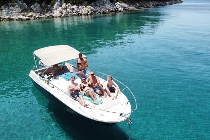 Luxury Private Speedboat Tour Islands & Blue Cave - Key Points