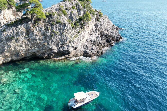 Luxury Private Speedboat Tour Islands & Blue Cave - Delicious Picnic Lunch with Fresh Seafood and Tropical Fruits