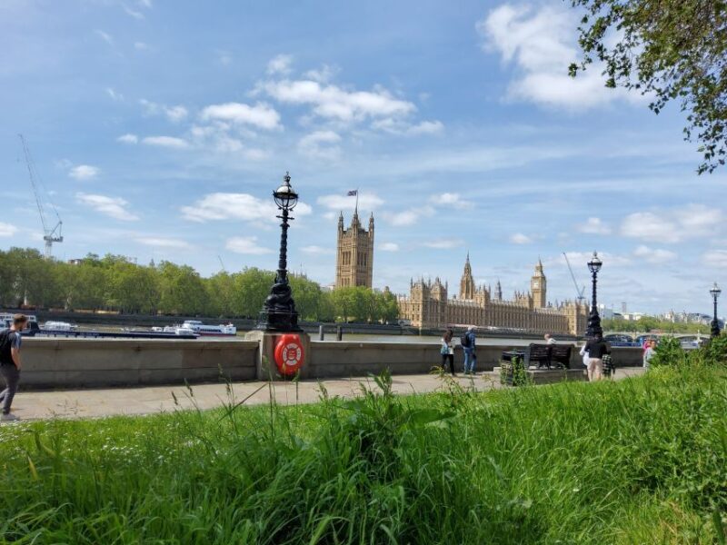 Luxury Private Tour in London with Lunch - Discover London’s Iconic Landmarks on a Private Guided Tour