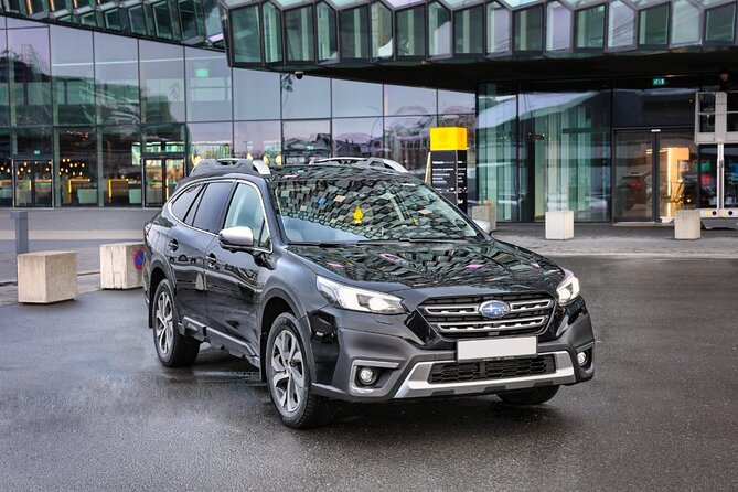 Luxury Private Transfer from Reykjavik to Keflavik Airport - Reliable and Luxurious Airport Transfer from Reykjavik to Keflavik